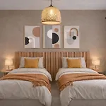 Flor Aparthotel