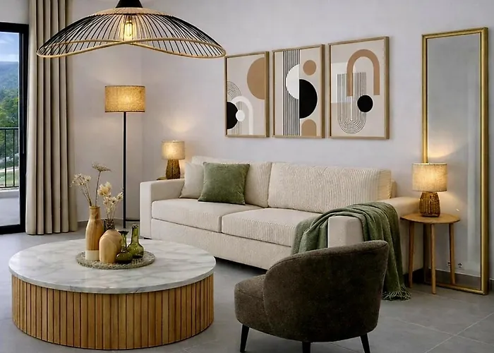 アパートホテル Flor 4*