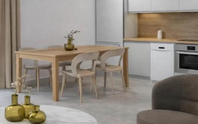 Flor アパートホテル 4*