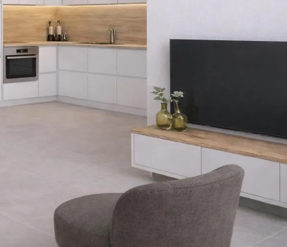 アパートホテル Flor サン・フロラン