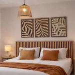 Flor Apart-hotel 4*