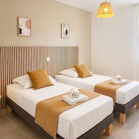 Flor Aparthotel