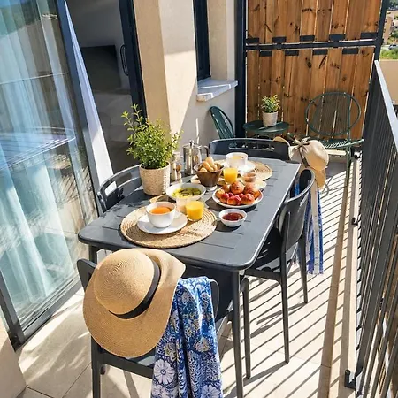 Aparthotel Flor Saint-Florent (Corsica)
